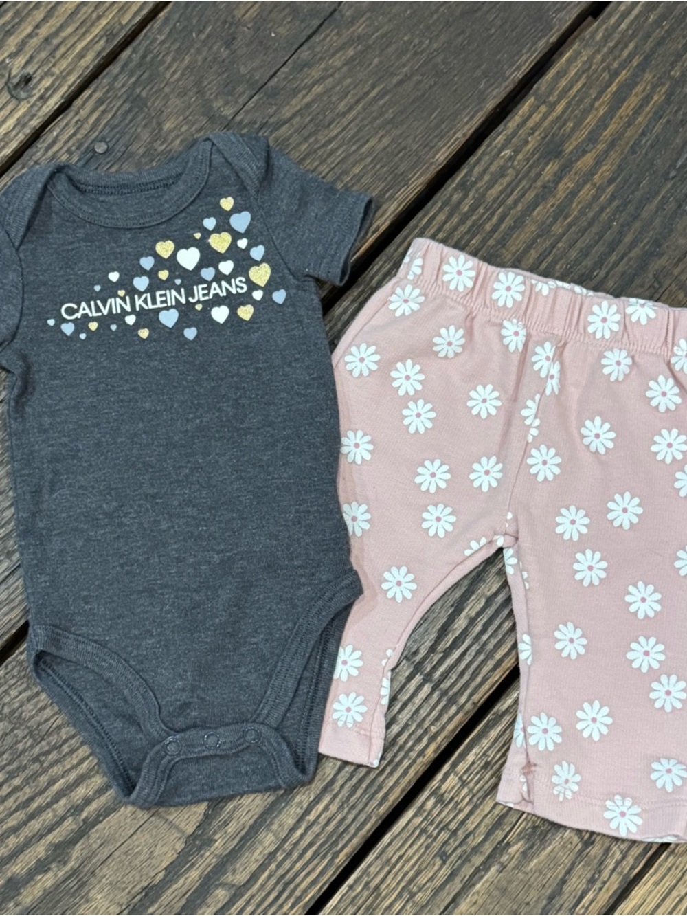 Calvin Klein Jeans Gray Baby Girl Bodysuit Shirt / Cat & Jack Pants 0-3m